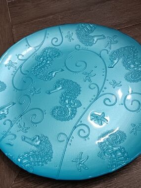 Unk Turquoise Seahorse Embossed Decorative Plate